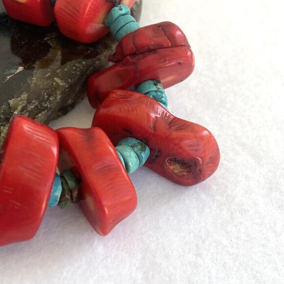 VTG Southwest Chunky Red Coral & Heishi Turquoise Beaded Bracelet Fits 7" Wrist - Picture 14 of 16
